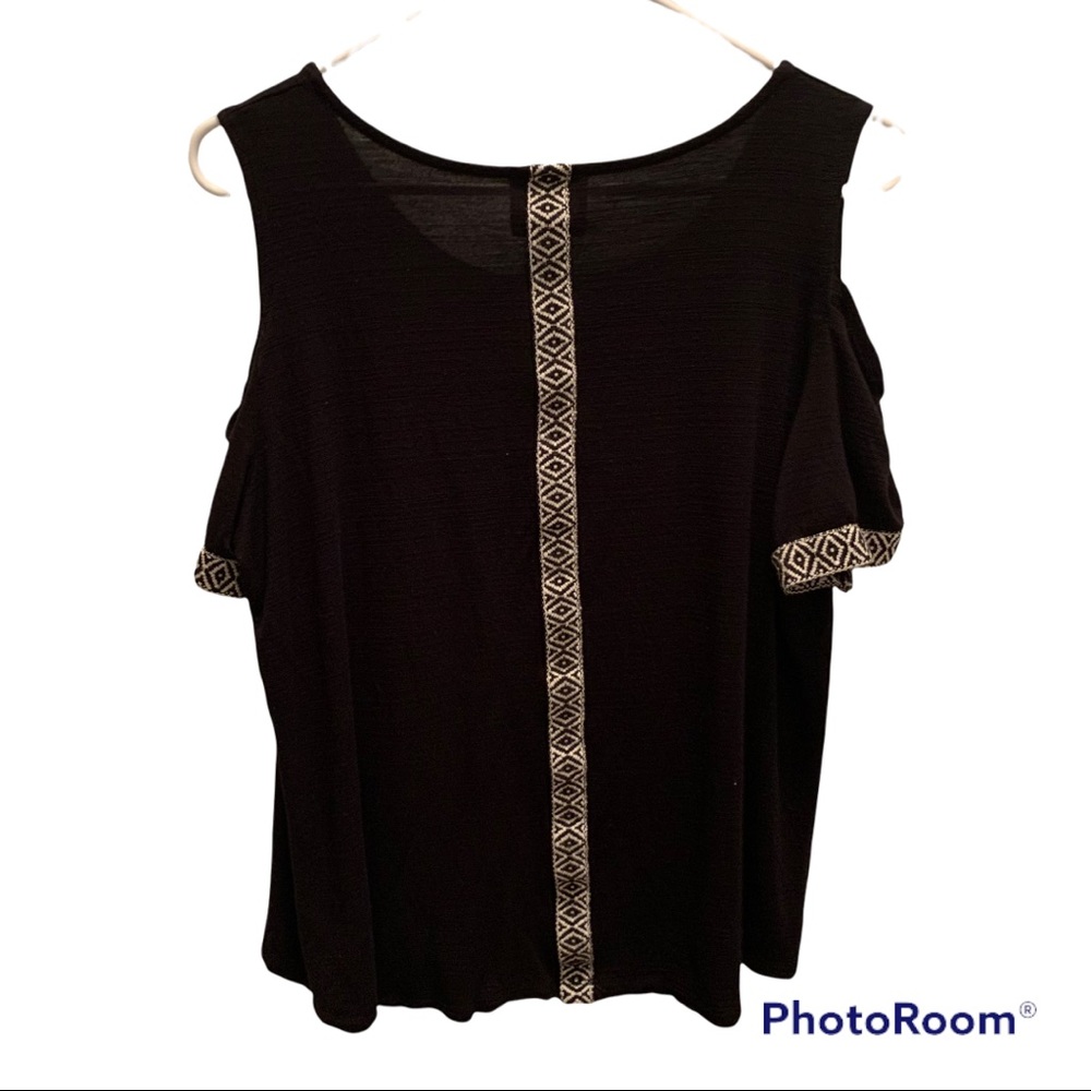 W5 cold shoulder top R17 - Picture 2 of 4